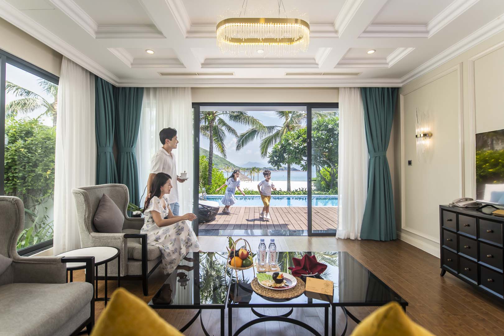 Combo Vinpearl Nha Trang - BUFFET VÀ VUI CHƠI TRỌN GÓI